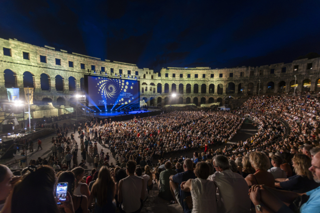 (FOTO) U Areni otvoren 73. Pula Film Festival, evo tko je sve došao