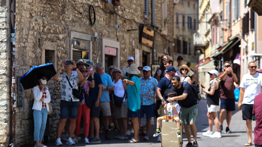 Pula bilježi pad turističkog prometa, ali interes gostiju za destinaciju i dalje raste!