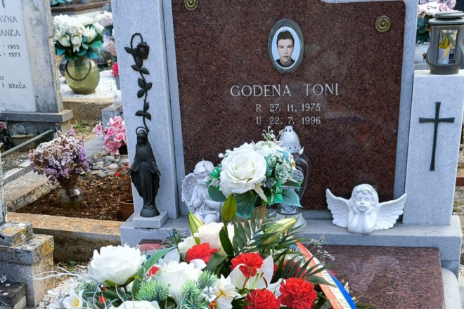 Na današnji dan prije 30 godina poginuo je rovinjski branitelj Toni Godena