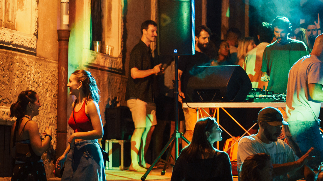 Downtown Pula nastavlja ljetnu sezonu: Ovog petka nastupa Legalize Lambada