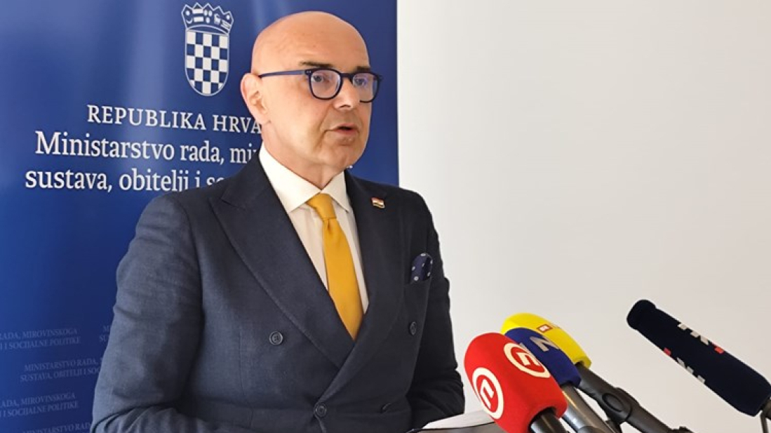 Država kreće u veliko zapošljavanje: Traži se još gotovo 2.000 osobnih asistenata za osobe s invaliditetom