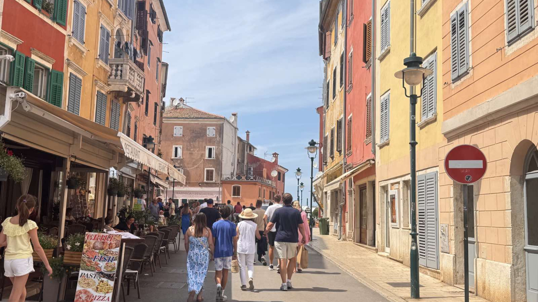 DZS zaviruje u turističke navike građana – gdje smo putovali, koliko trošili i kako doživljavamo turizam?