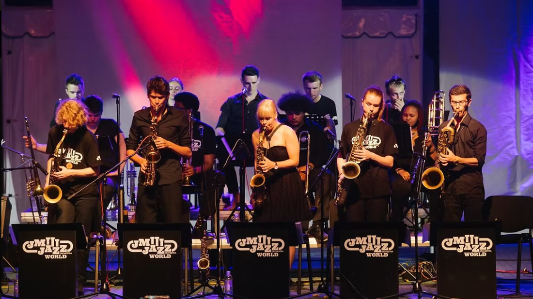 Svjetski jazz orkestar stiže u Pulu: Na Forumu nastupaju mladi glazbeni virtuozi iz 15 zemalja