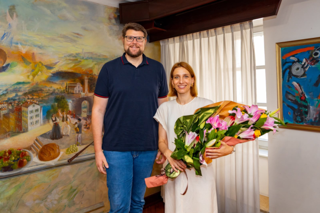 Pulska glumica Dijana Vidušin primila čestitke gradonačelnika nakon osvajanja Nagrade „Vladimir Nazor“