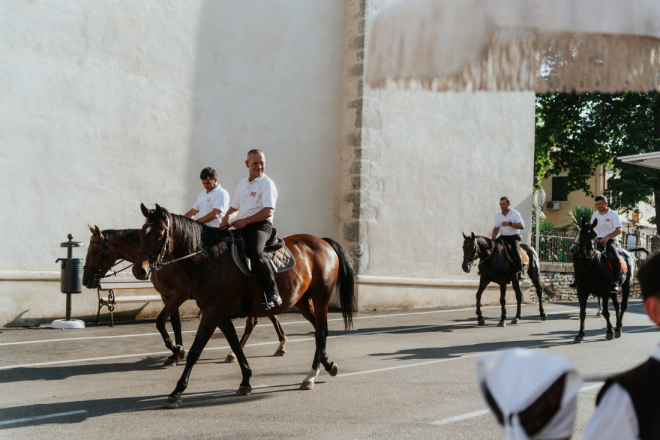 Večeras u Barbanu: Tradicija, konji, domaći proizvodi i igre za djecu na Maloj placi
