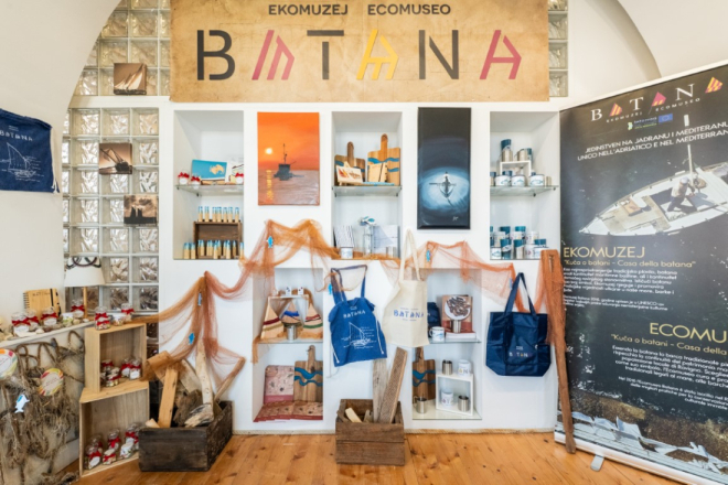 Na rovinjskoj rivi otvorena nova galerija suvenira Ekomuzeja Batana