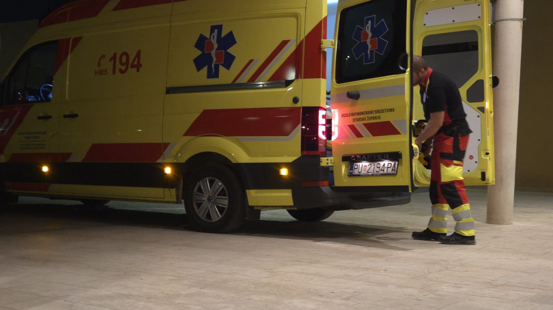 Vozio s gotovo dva promila pa pao s mopeda: Teško ozlijeđen 56-godišnjak