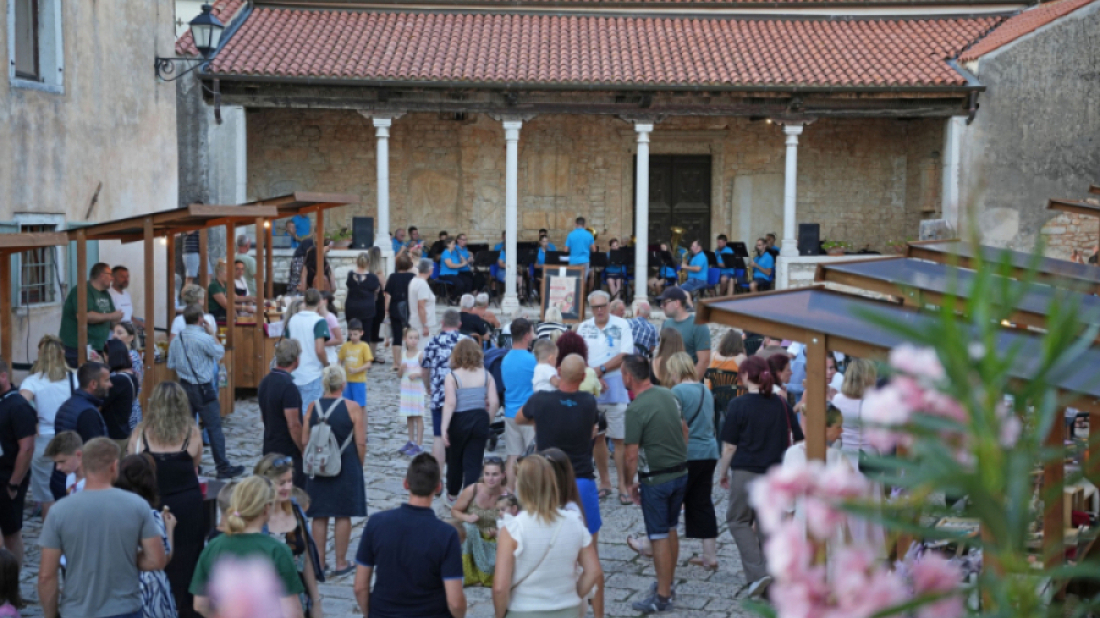 Sveti Lovreč spreman za najveću feštu ljeta: Lovrečeva donosi pet dana vrhunskog programa