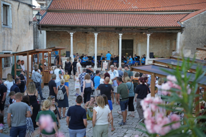 Sveti Lovreč spreman za najveću feštu ljeta: Lovrečeva donosi pet dana vrhunskog programa