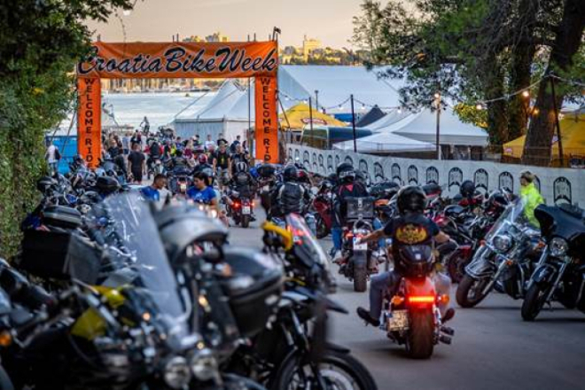 Pula ponovno postaje središte bajkera: Croatia Bike Week donosi četiri dana rocka, motora i spektakla