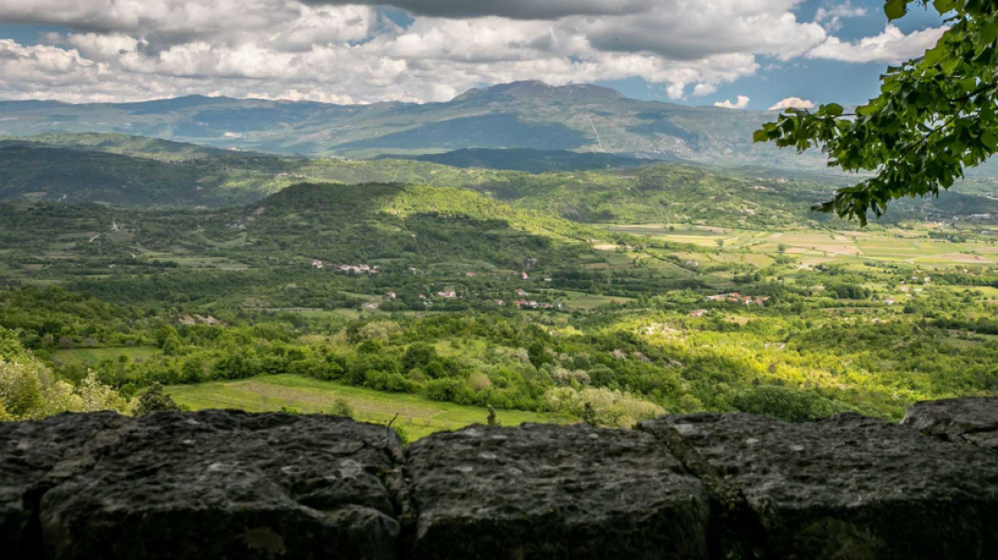 Rokova stiže u Pićan: Maja Šuput predvodi veliku feštu, pripremljen program za sve generacije