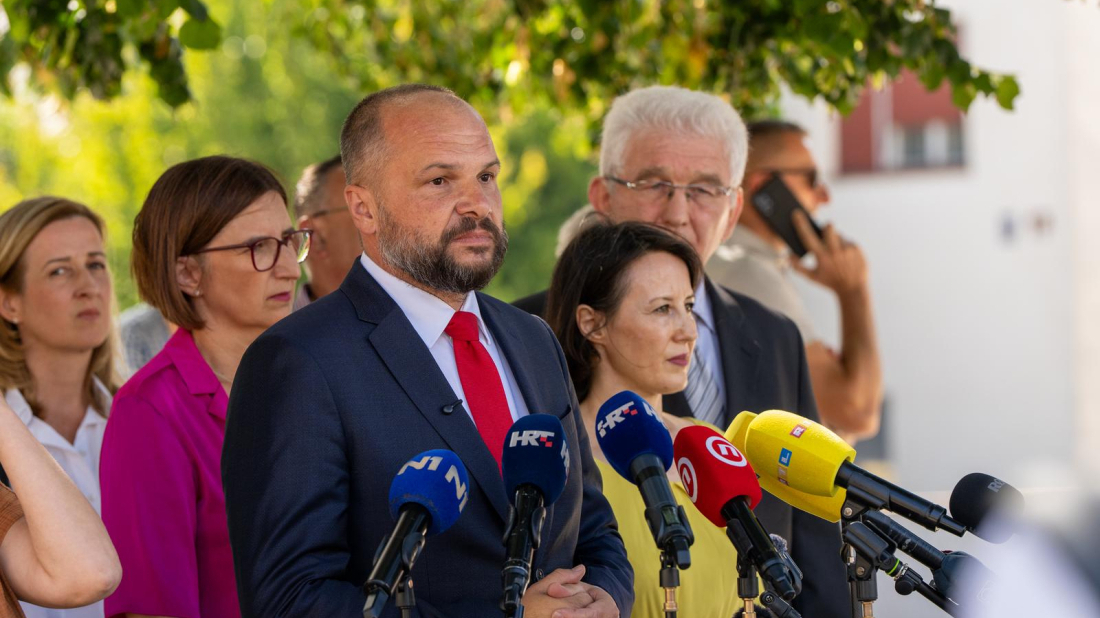 PERŠURIĆ OŠTRO ODGOVORIO DONČIĆU: 'Dok je SDP-u najvažnije preuzimanje fotelja, IDS bira sigurnost i zdravlje građana'