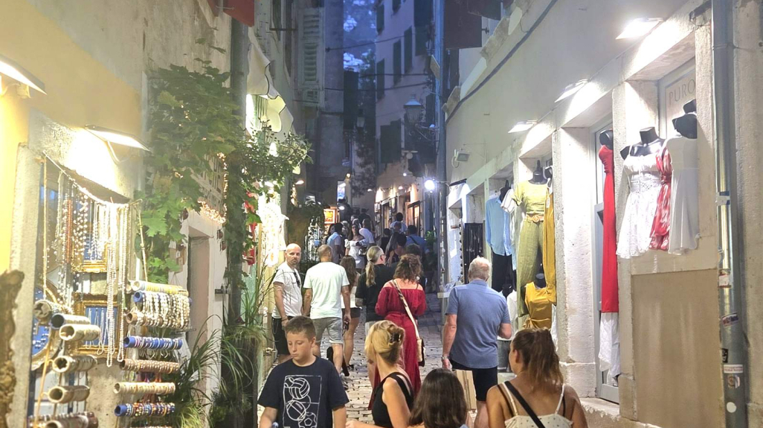 Istra puna gostiju, a dio apartmana prazan! Ponuda je jednostavno prevelika..