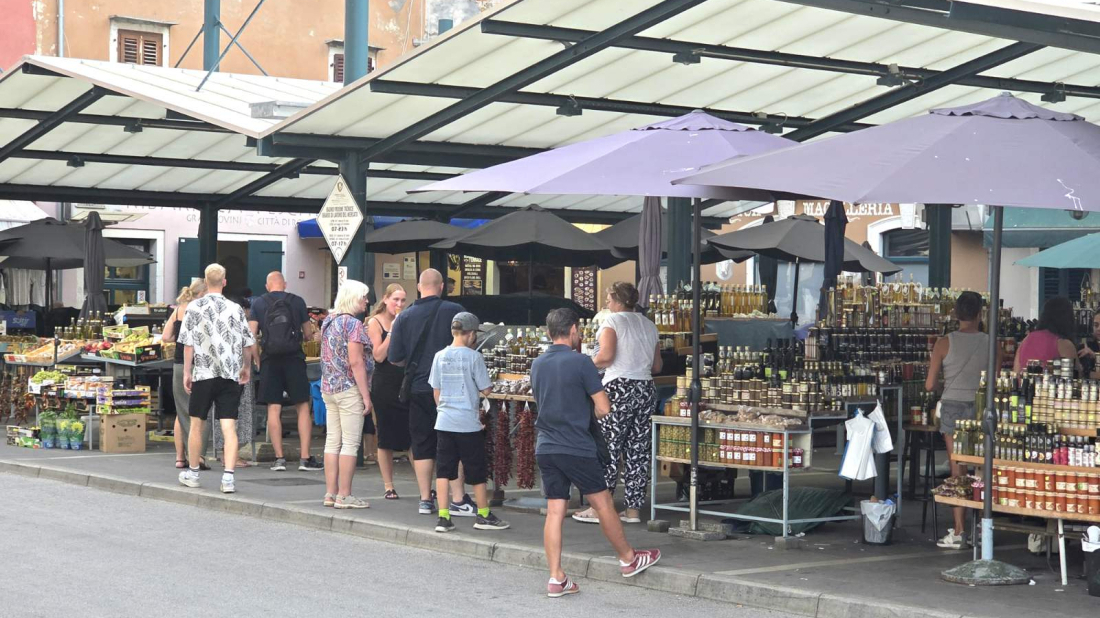 Nova statistika otkriva stvarnu sliku plaća u Hrvatskoj: Čak trećina zaposlenih prima do 1.085 eura
