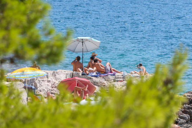 Ljeto se ne predaje: Istru i početkom rujna očekuju temperature do 33 stupnja