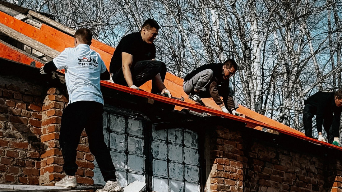 Nesreća u Žbandaju: Radnik (25) postavljao lim na krovu pa pao s deset metara