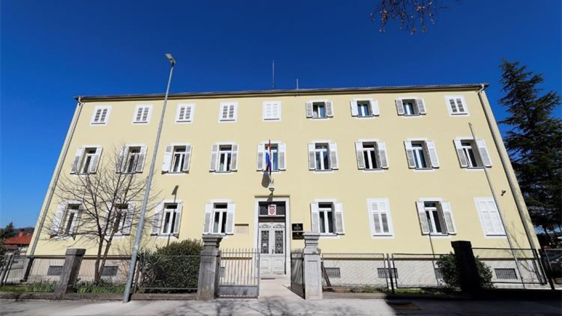 Zakasnio prijaviti oružje pa kemijskom prepravljao datume: 43-godišnjaku slijedi kaznena prijava