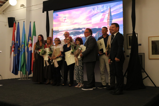 FOTO: Ovo su ljudi koji su ostavili trag u Rovinju – grad odao priznanje svojim laureatima