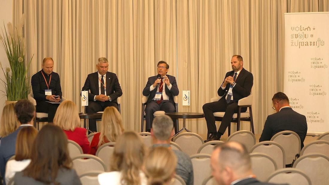 Miletić na Konferenciji županija predstavio modele priuštivog stanovanja: U pripremi još 210 stanova!