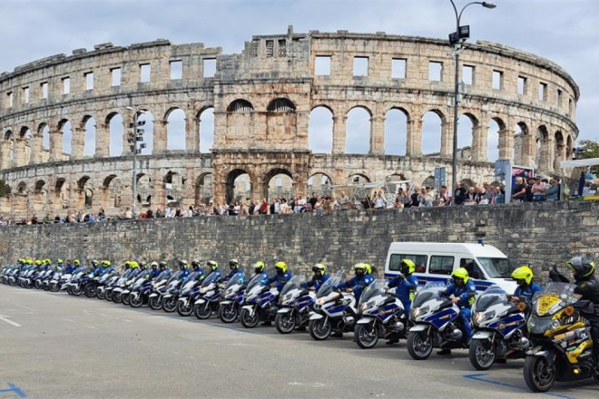Policijski motociklisti odmjerili snage u Puli: Memorijal Šime Buzov okupio 38 natjecatelja iz cijele Hrvatske