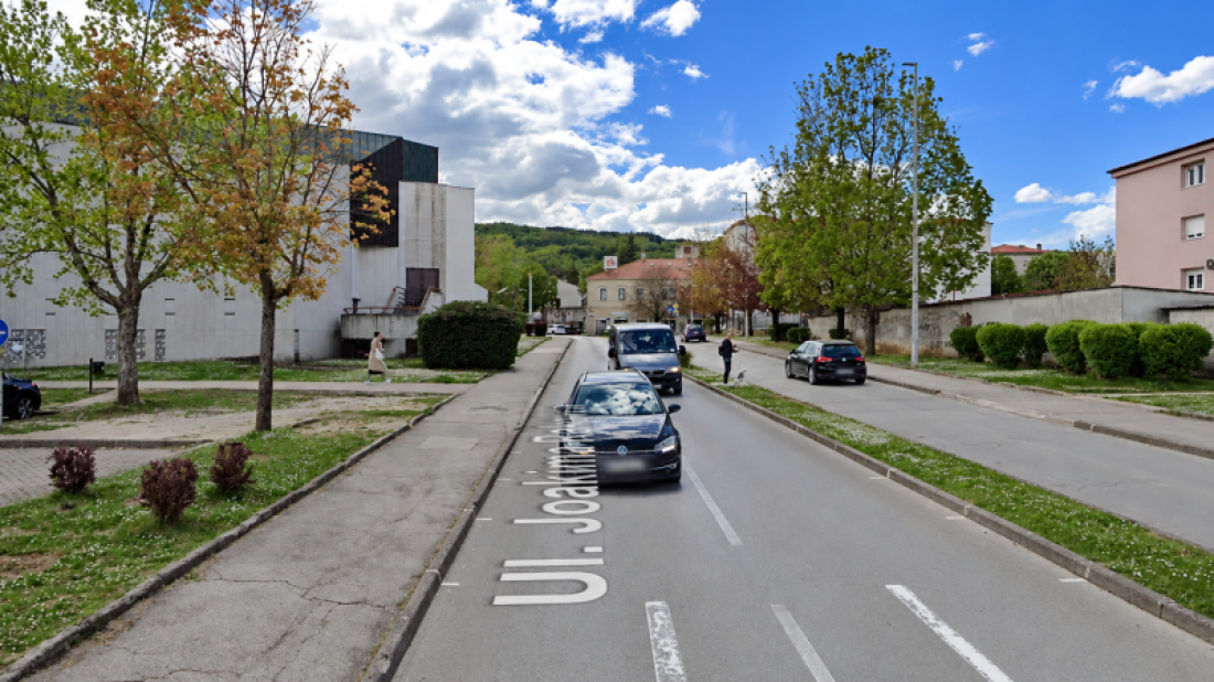 Recidivist narušavao javni red u Pazinu: Policija ga uhitila, sud odredio osam dana zatvora