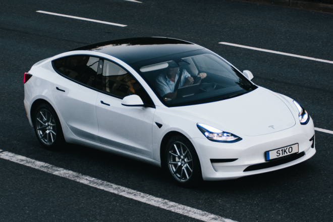 Tesla dobila zeleno svjetlo u Hrvatskoj: Full Self-Driving uskoro stiže na naše ceste