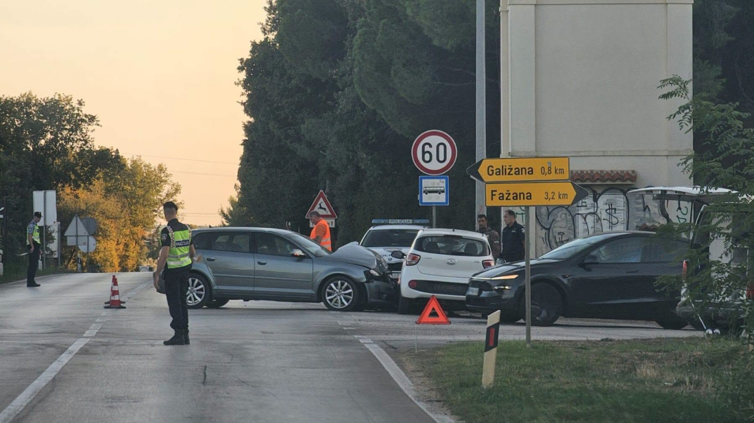 Šest osoba ozlijeđeno u sudaru na Vodnjanskoj cesti, među njima i dvoje djece