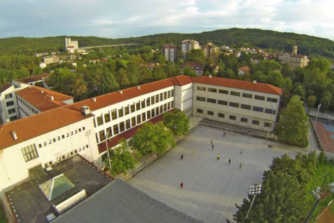 Najveća osnovna škola u Hrvatskoj dijeli se na dvije: Ima čak 1.323 učenika
