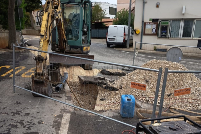 Tek asfaltirali pa ponovno raskopali! Mještani Štinjana ogorčeni: Tko će platiti nove radove?