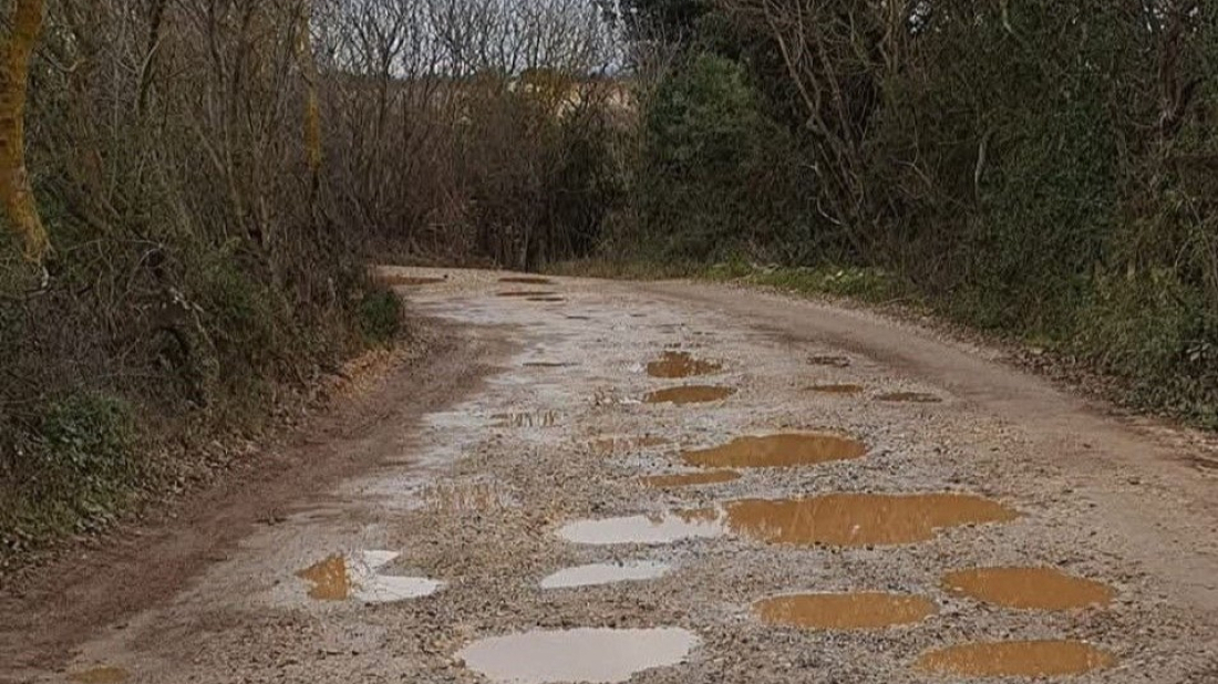Kiše iznova uništavaju bijele puteve u Rovinju: Za nasipavanje osigurano više od 300 tisuća eura