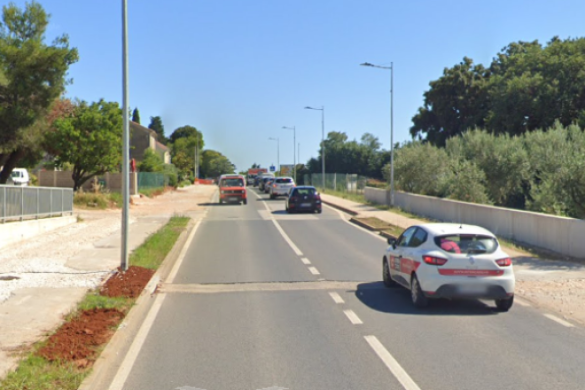 Pijan izazvao prometnu nesreću u Puli: S 1,35 promila udario u dva automobila!