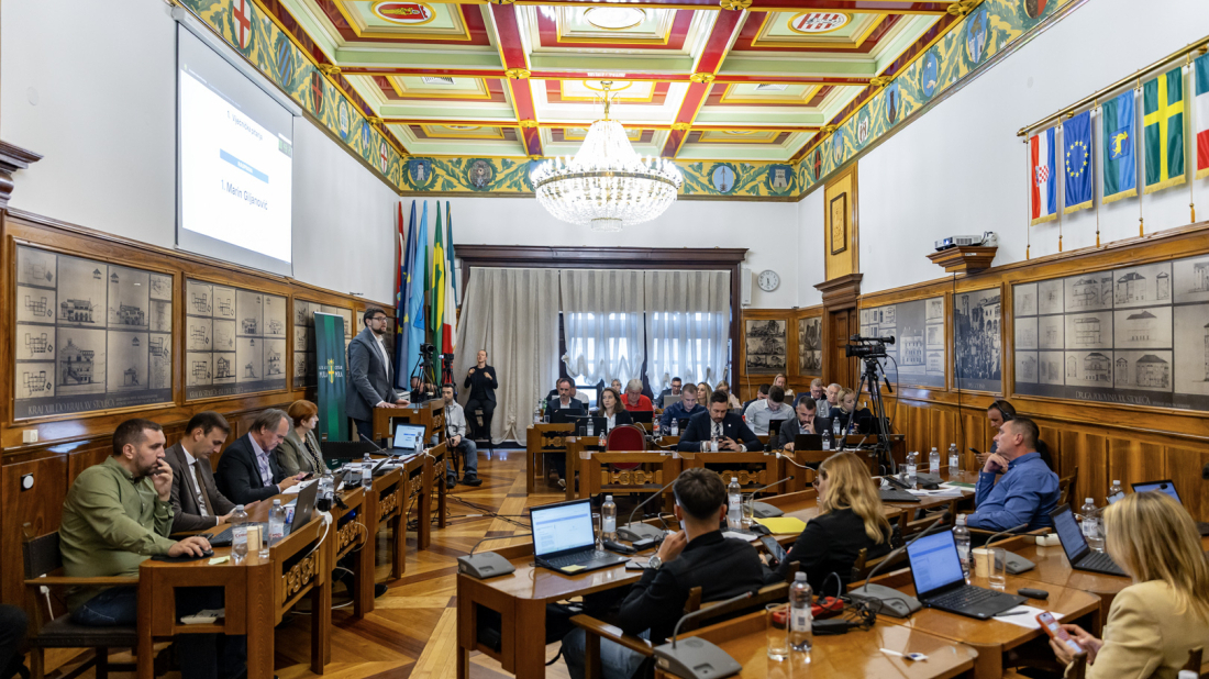 Od Kaštijuna i Calucema do pulske rive i mogućeg sukoba interesa: Brojna pitanja otvorena na Gradskom vijeću Pule