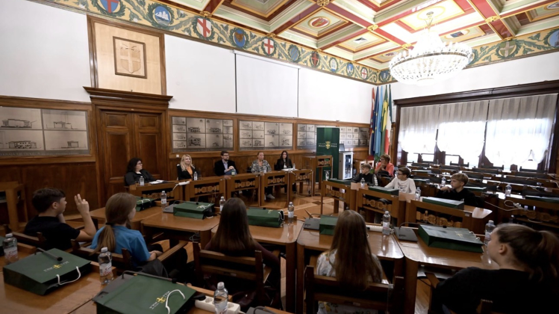 Pulski učenici pred Grbina iznijeli probleme u školama: Traže bolje marende, klimatizaciju i sigurniji promet