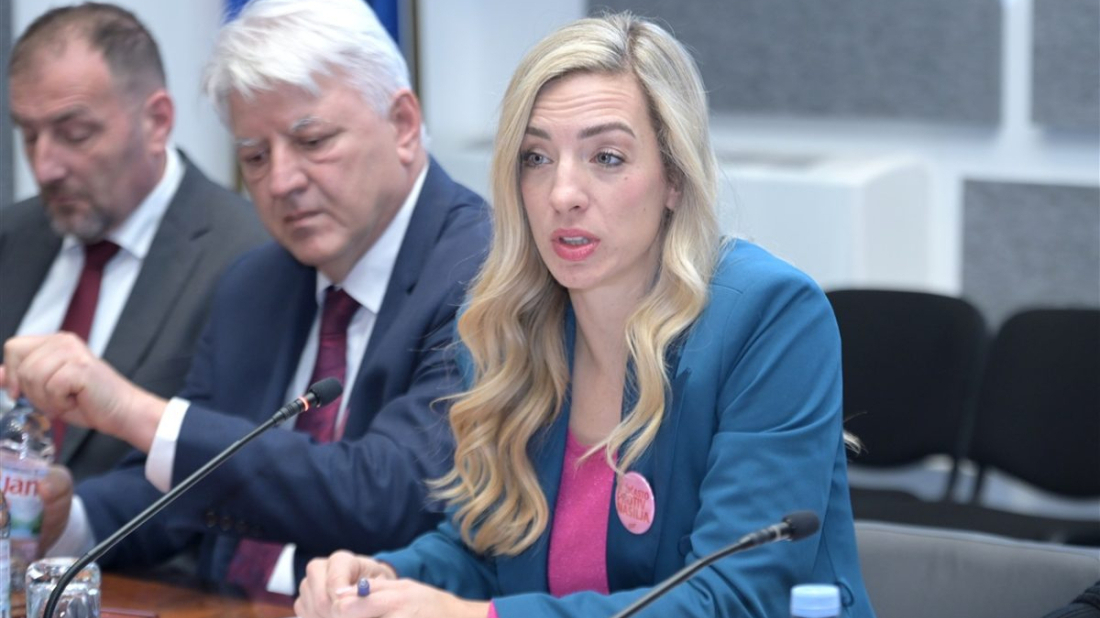 Radolović ponovno predlaže letove iz Pule za Veneciju, stručnjaci upozoravaju: Istri trebaju drugačije zračne veze!