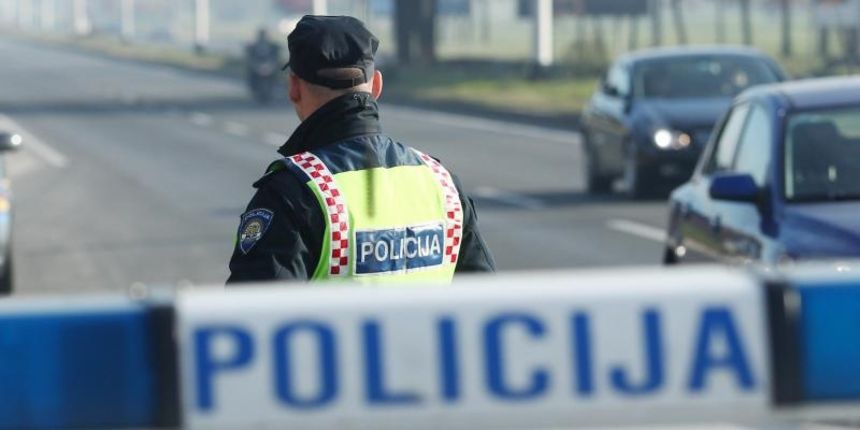 Udario u zaštitnu ogradu i poginuo na licu mjesta