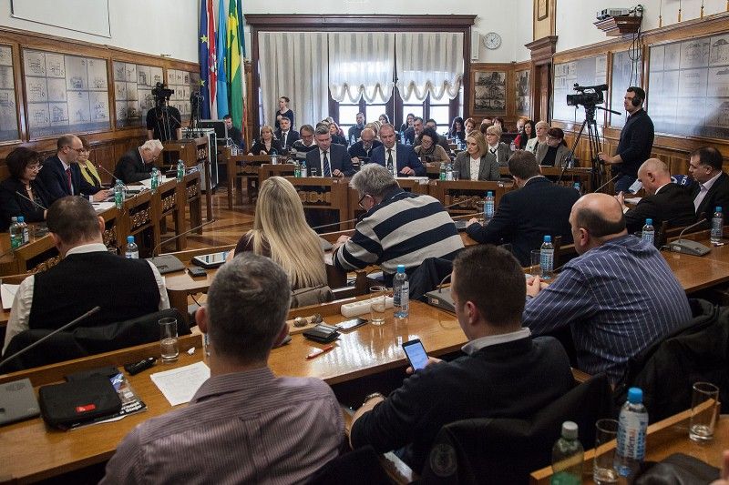 Zbrajaju se rezultati: Lani Gradsko vijeće Pule usvojilo 126 odluka