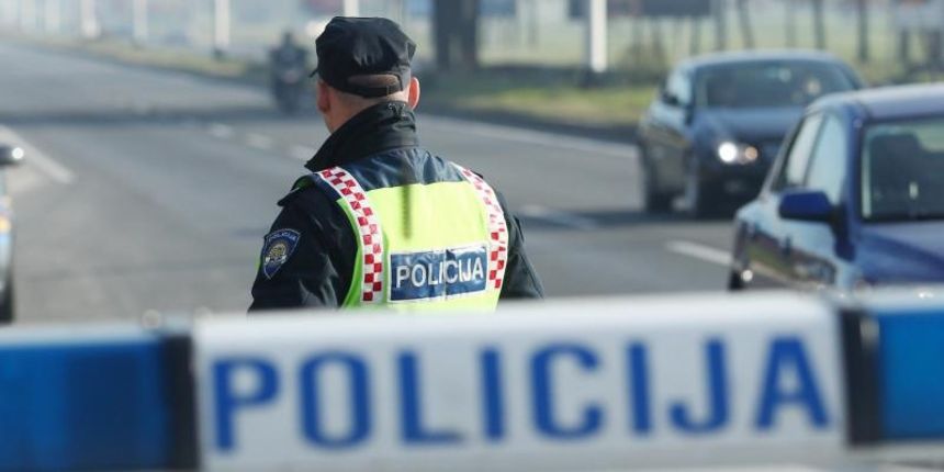 Istarska policija kod Huma uhitila krijumčara ljudi za kojim su tragali cijelu noć