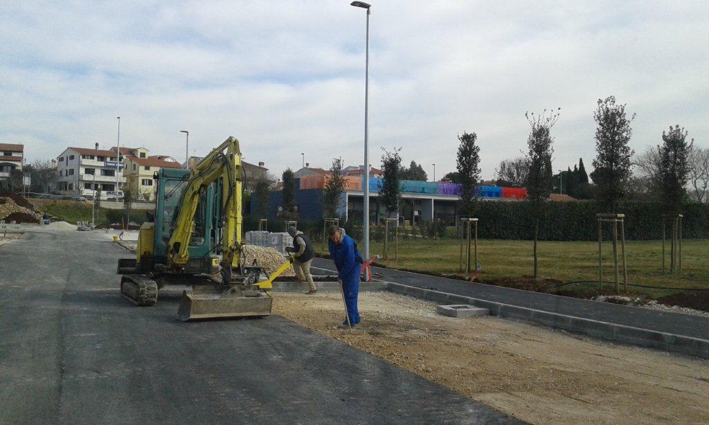 Rovinj: Radovi izgradnje parkirališta u ulici Valpereri privode se kraju