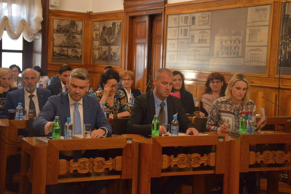 FRATARSKI OTOK CIJENOVNO I DALJE PRISTUPAČAN Grad Pula želi biti jedini vlasnik