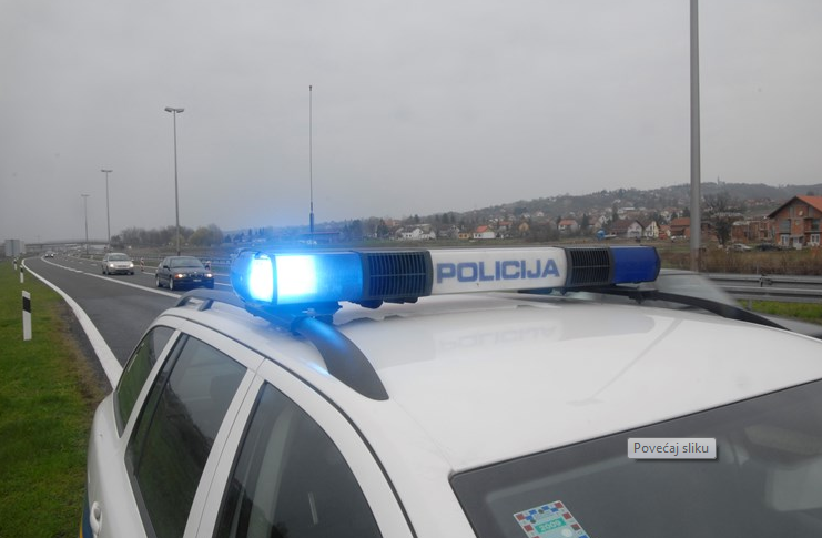 NOĆ SITNIH LOPOVA Nakon Rovinja i Žminja, pokušaj pljačke u Barbarigi i Puli ŠTETE NANESENE VLASNICIMA, LOPOVI OSTALI KRATKIH RUKAVA