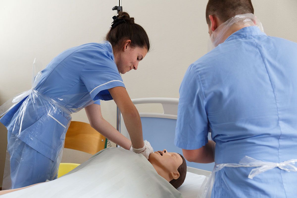 USUSRET UPISIMA U SREDNJE ŠKOLE: Info dan Medicinske škole Pula