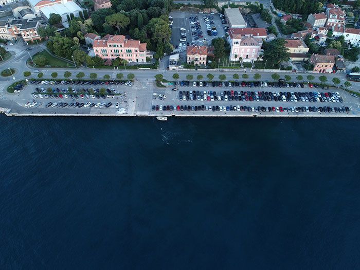 BESPLATNO PARKIRANJE NA VALDIBORI DO 30 MINUTA Komunalni servis građanima Rovinja omogućio parkirne povlastice 