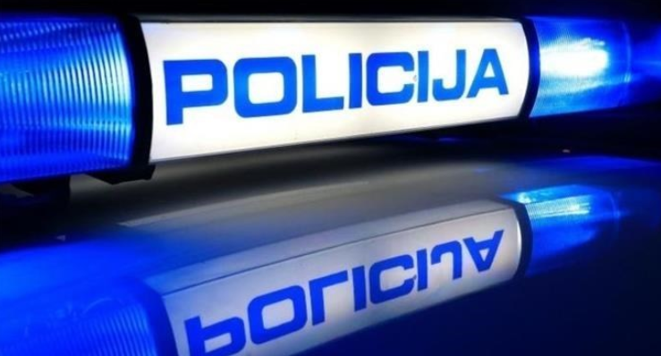 U Rovinju provalio u Caddy POLICIJA SAVJETUJE 'PARKIRAJTE NA OSVIJETLJENA I SIGURNA MJESTA!'