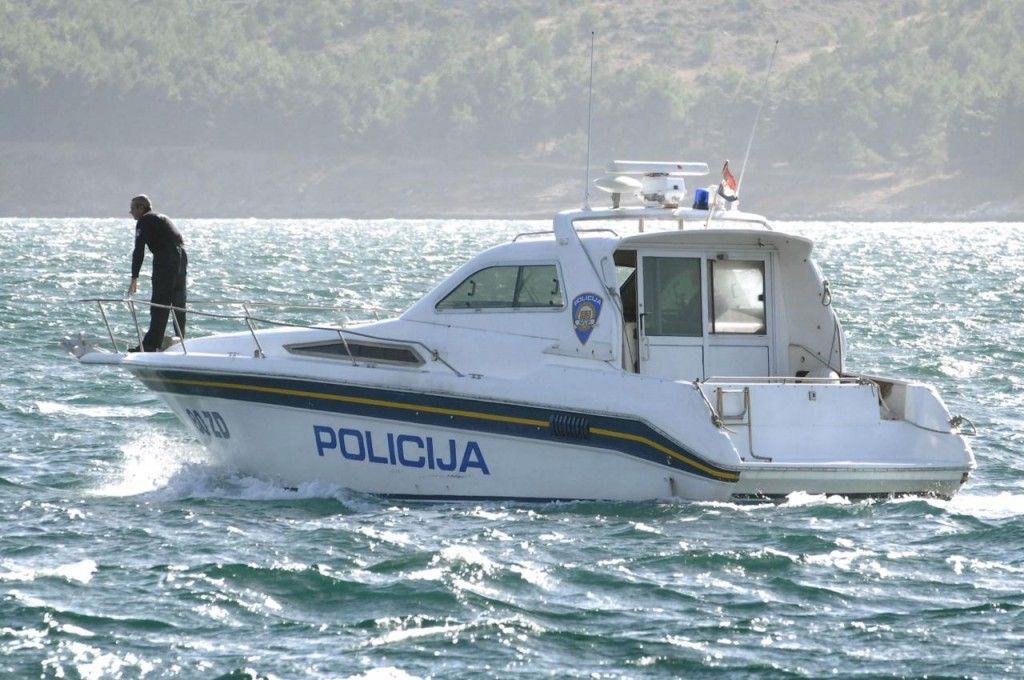 TEŠKA POMORSKA NESREĆA IZMEĐU VRSARA I FUNTANE Vozač jet skija pao u more U TIJEKU JE POTRAGA