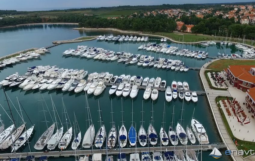 Preminula Njemica koja je suprugu pokušala pomoći prilikom pada u more