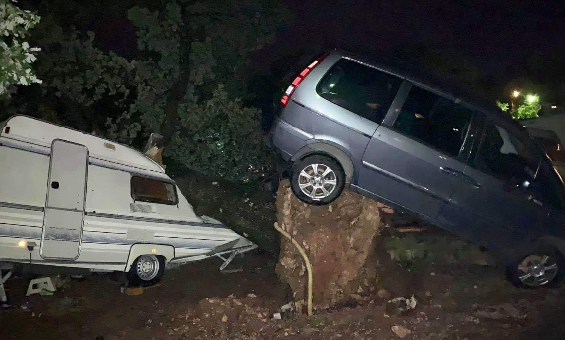 Nevrijeme pokosilo i Vrsar, u Labinu vjetar 102 km/h! 