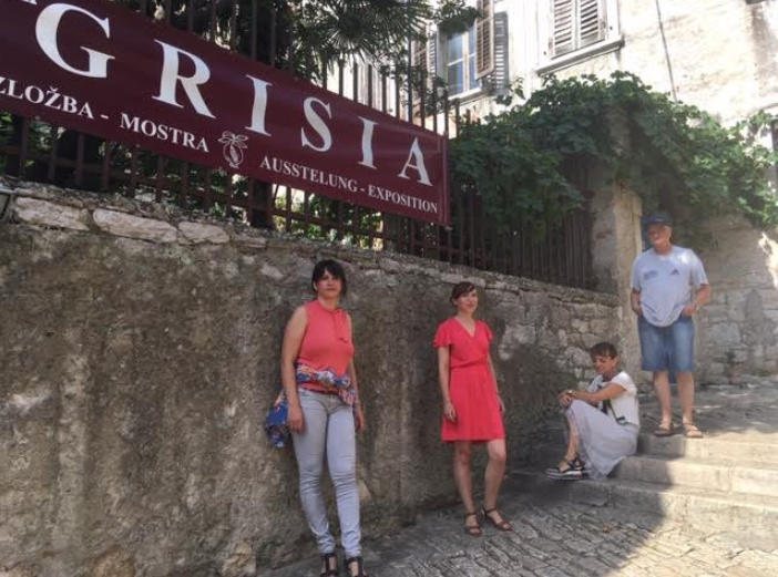 NAJAVLJEN POVRATAK NAJDUGOVJEČNIJE IZLOŽBE UMJETNICIMA U nedjelju Grisia, Grisia Junior i Grisia Youth 