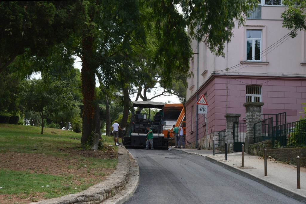 Pula: Završava se sanacija prometnice na Boškovićevom usponu