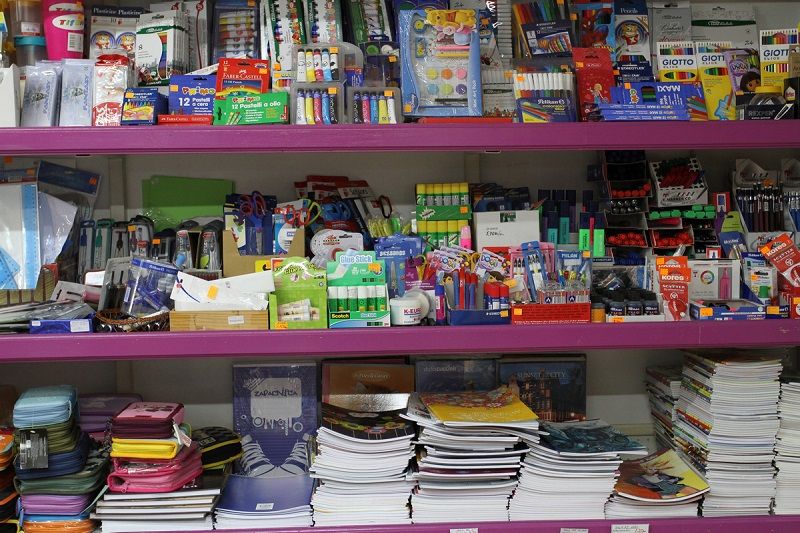 Grad Labin potrebitima sufinancira školski pribor