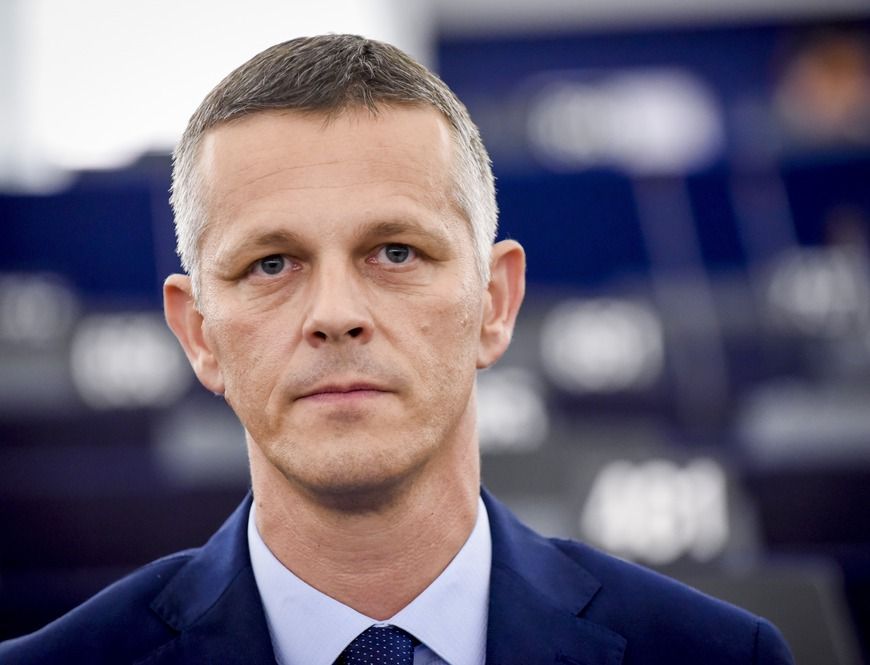 Flego: Probleme najprije moramo rješavati doma!